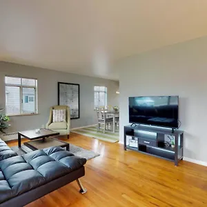 4 Bed + More Quiet Neighborhood Denver